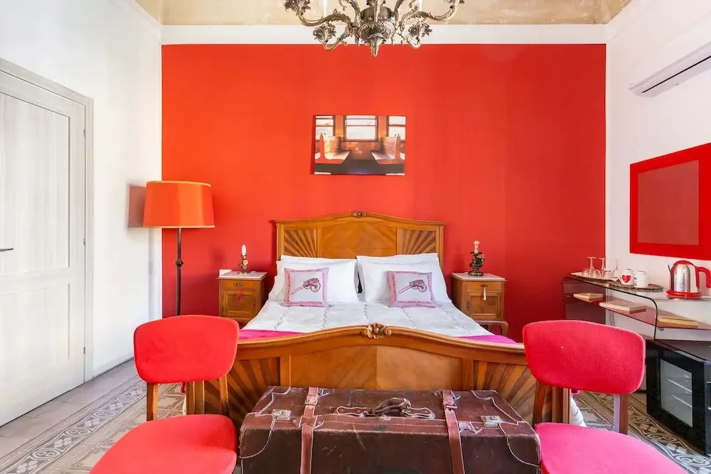 Deluxe Triple room with balcony and with city view
