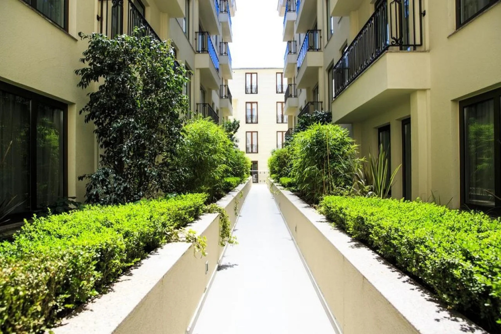 Grand Aras Hotel & Suites - 3