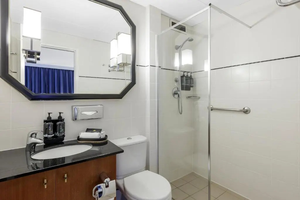 Ramada by Wyndham Diplomat Canberra - Chambres