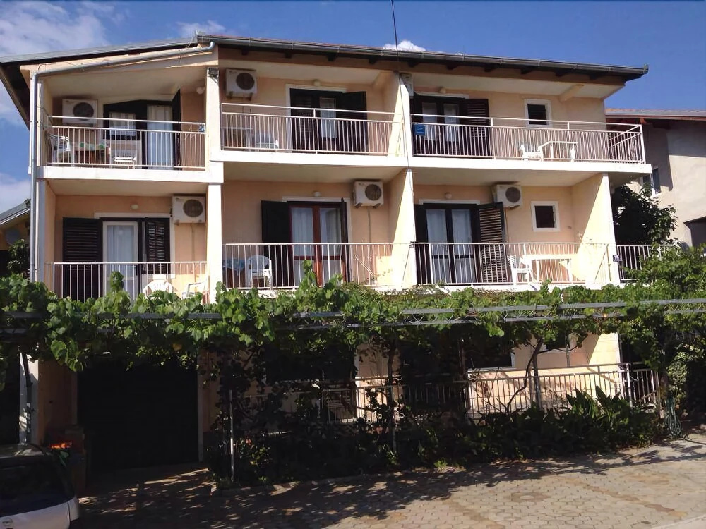 Apartments Dali
