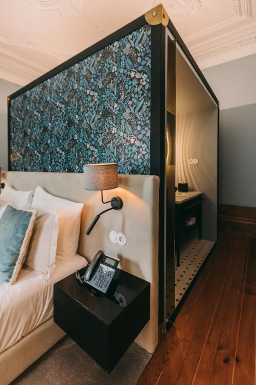 Classic Double room (full double bed)