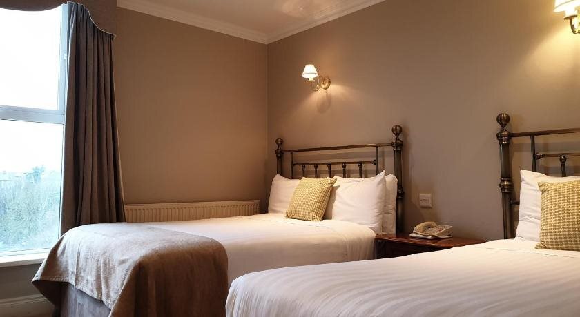 Listowel Arms Hotel by null
