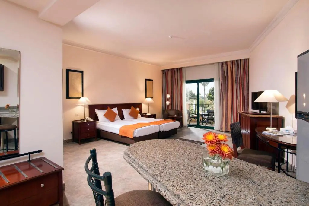 Swiss Inn Plaza - Chambres