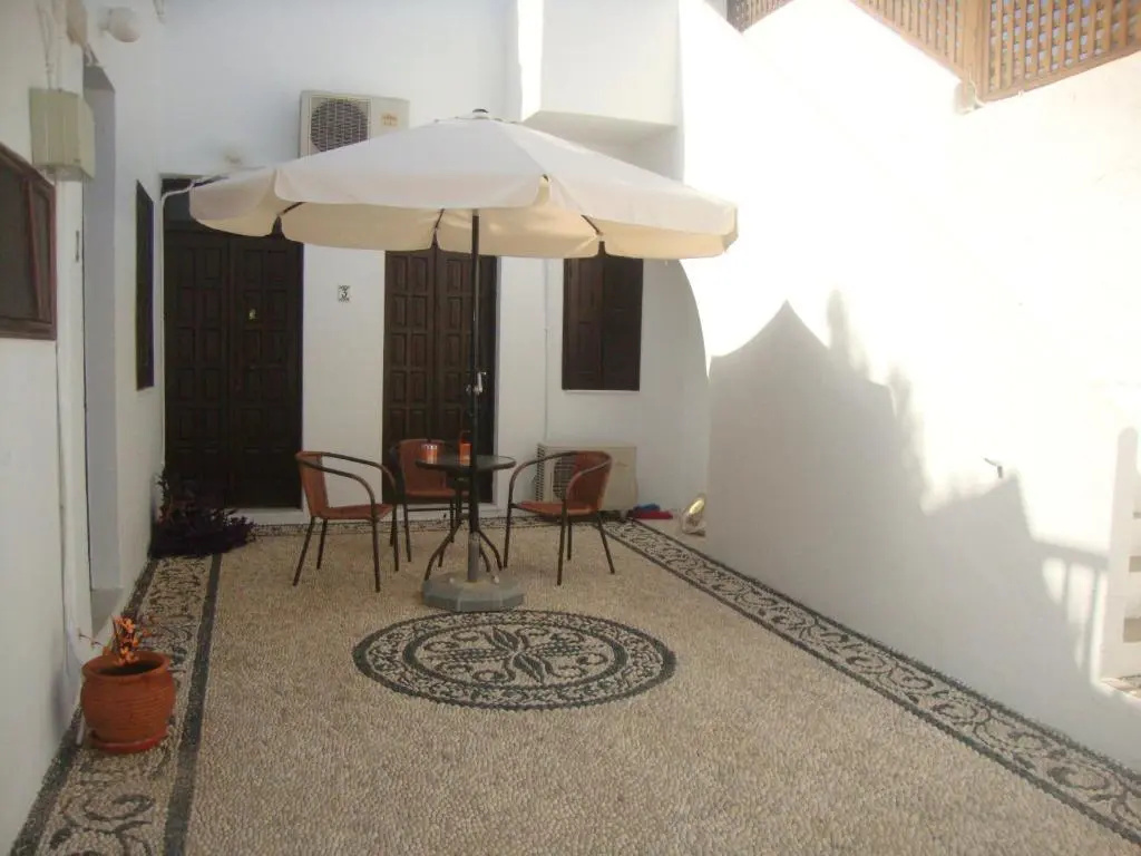 Sarris Studios - Chambres