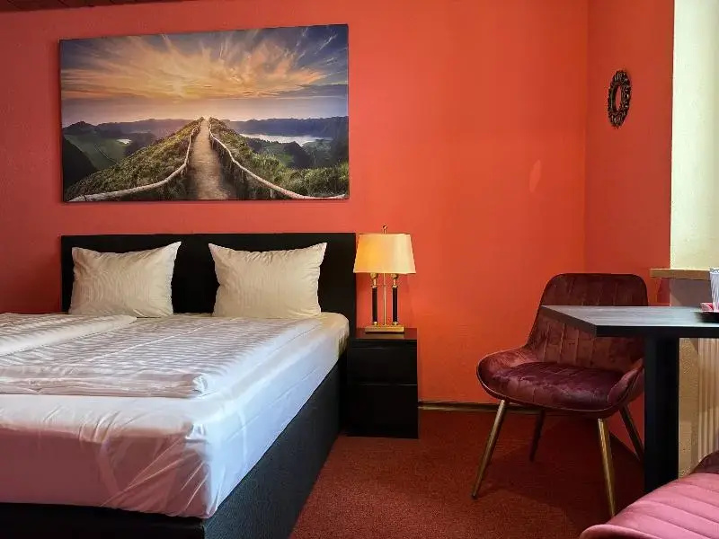 2 Bedrooms Standard Family room