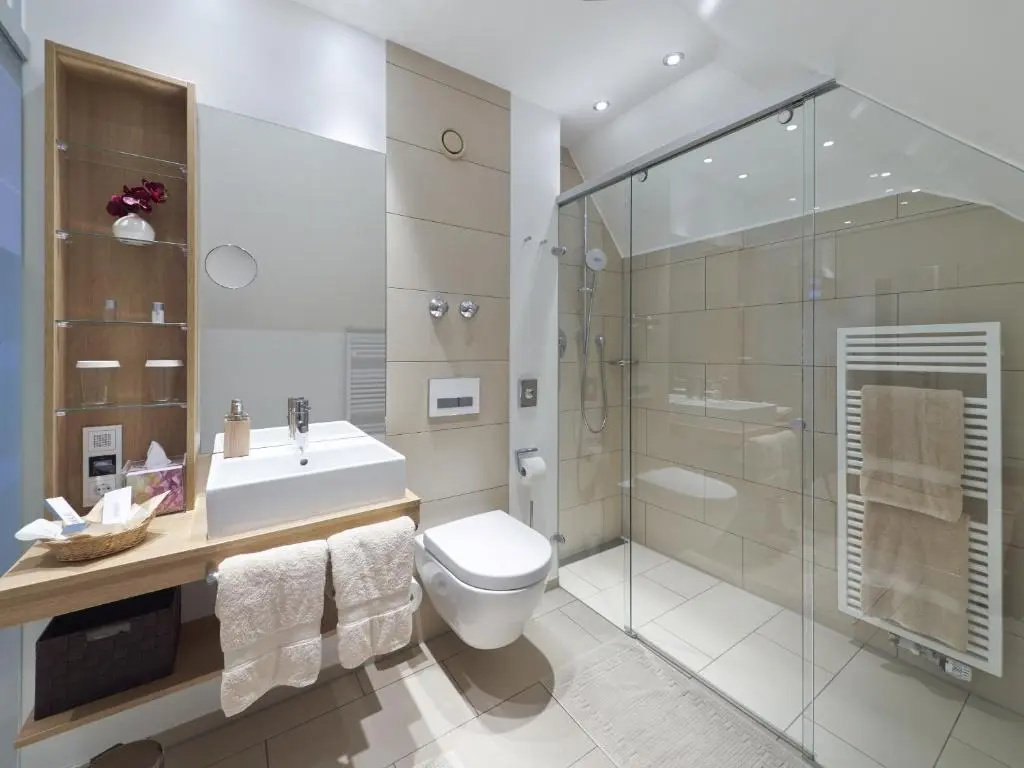 Superior Double room (full double bed)