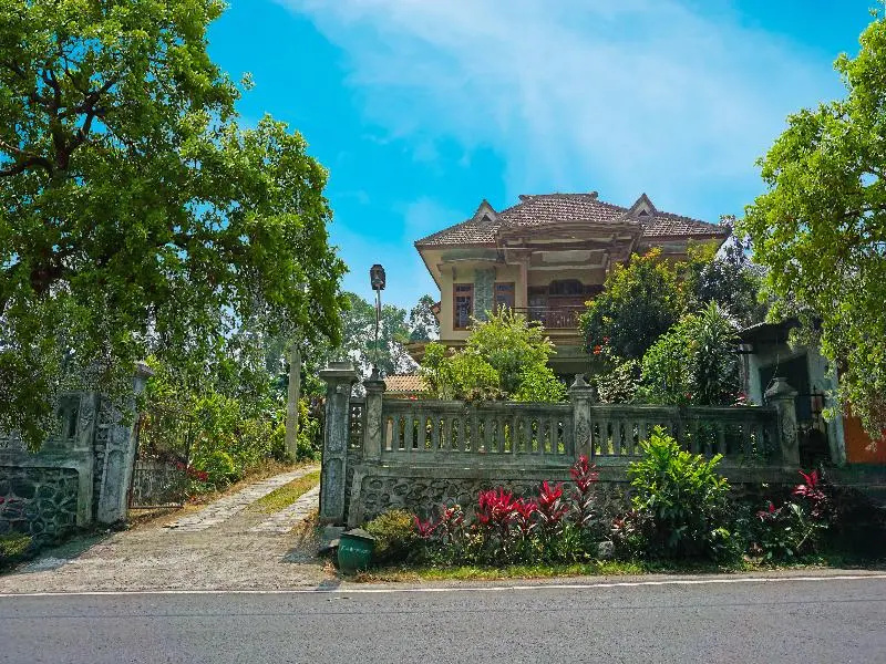 Spot On 91527 As-sakinah Homestay Syariah