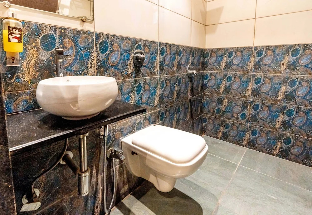 Economy Double room (full double bed)