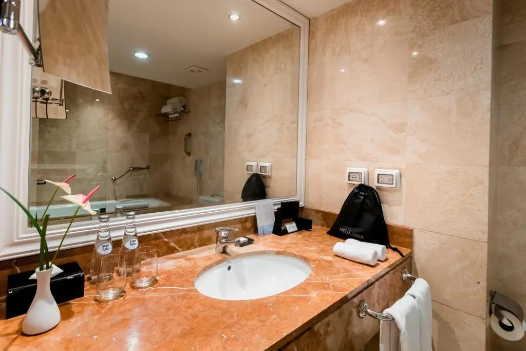 Melia Lima - Chambres