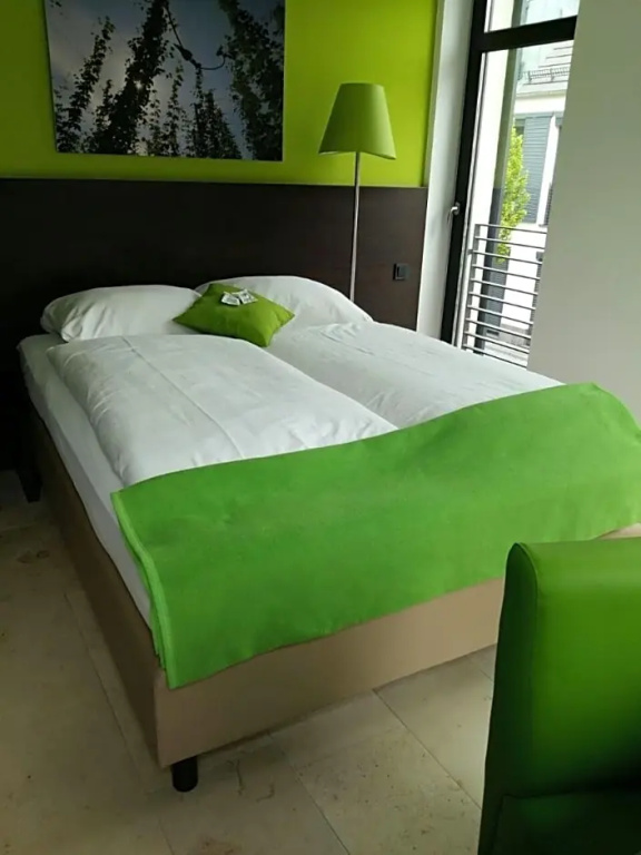 Economy room