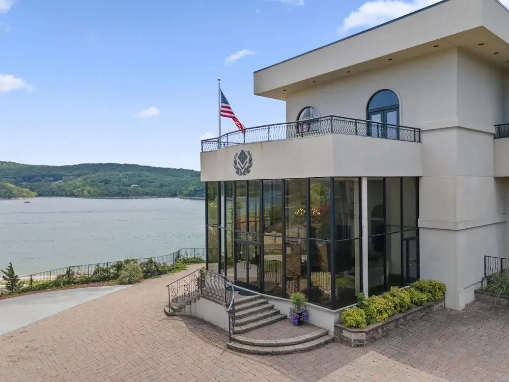 2 Bedroom Lake View Villa - Unit 203