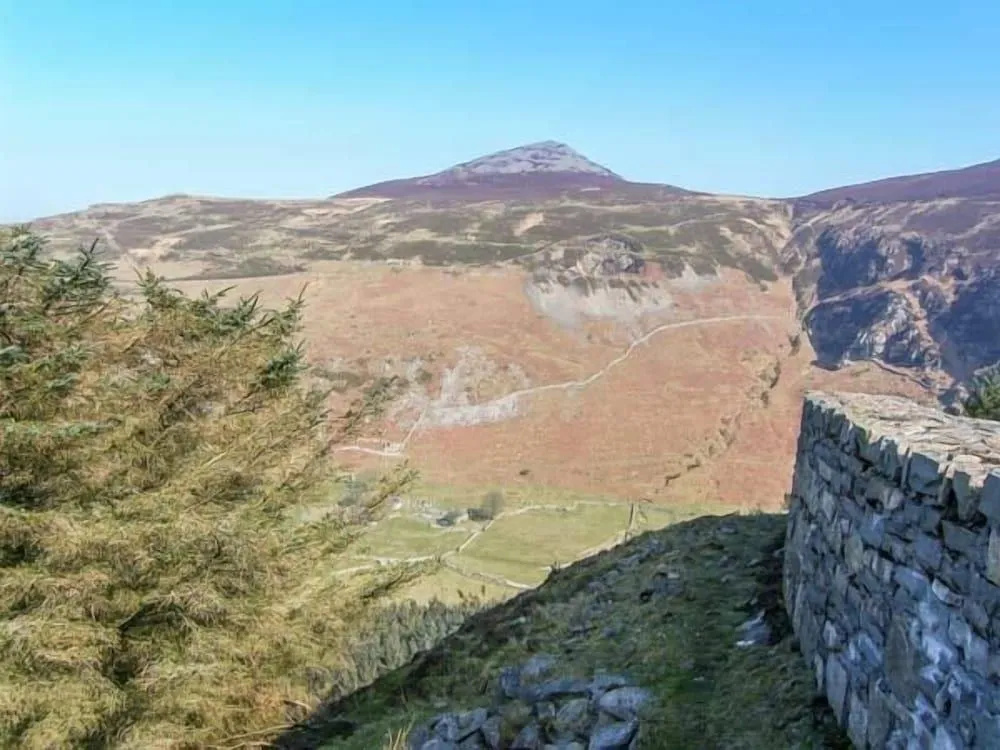 Arallt Holiday Cottage