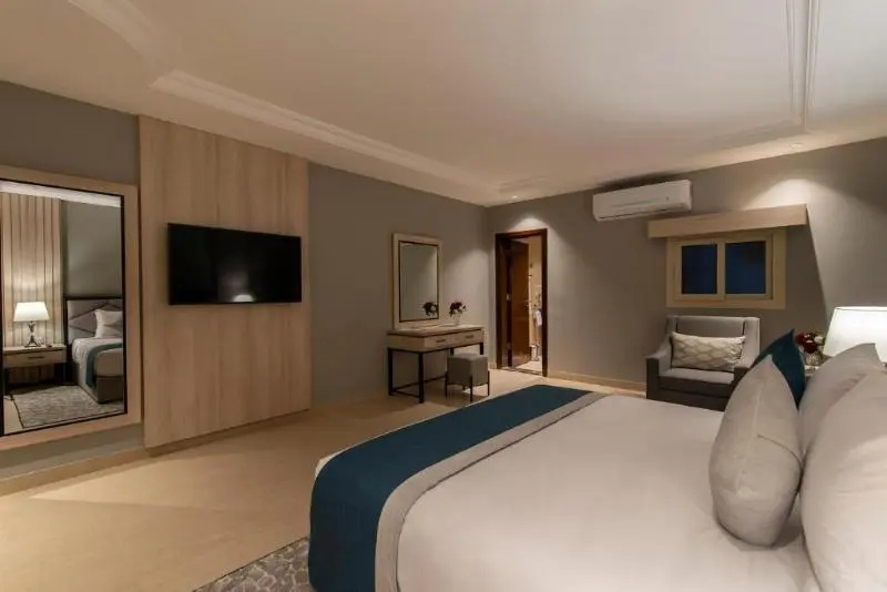 Superior Double room (full double bed)