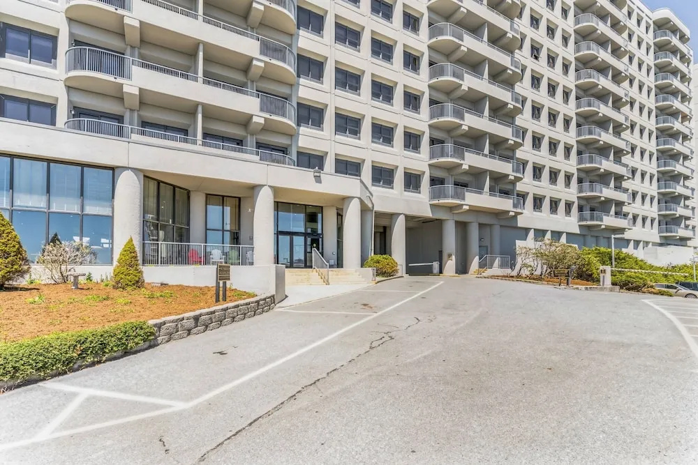 Handsome Condo, View in Sugar Mountain, Heated Pool & Jacuzzi by Redawning