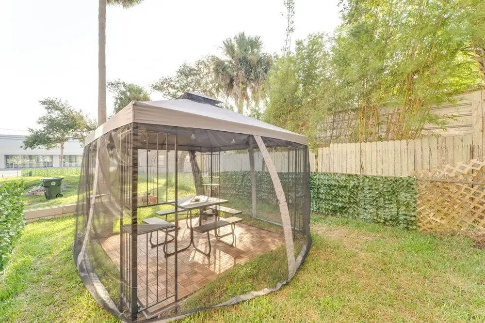 Quiet Apt: Walk to Daytona Beach + Water Park!