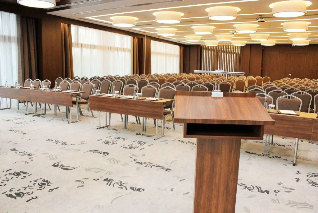 Burgu Arjaan by Rotana Hotel - Général