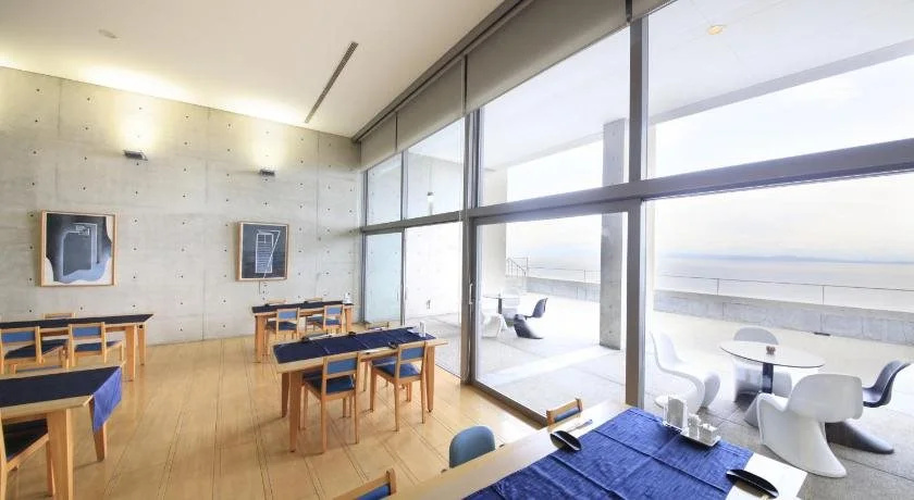 TOTO Seawind Awaji - Général