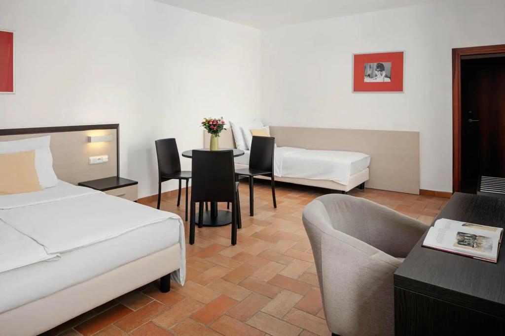 Hotel photo 23