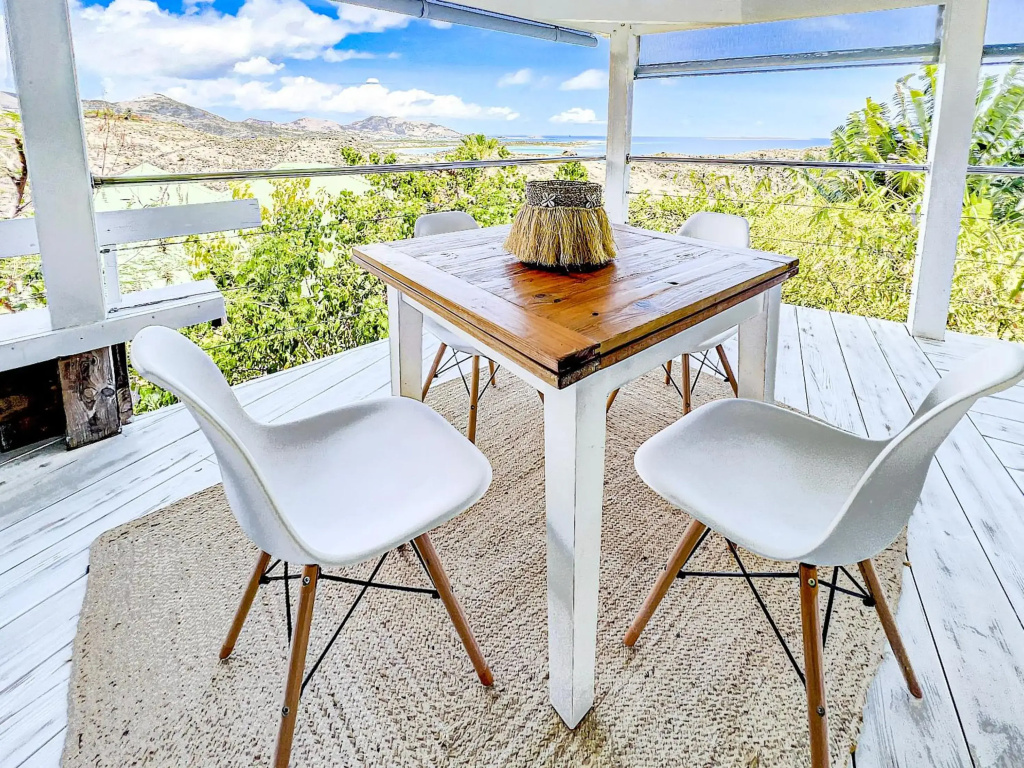Villa Cazou, sea view, private pool, Wifi 100Mbps