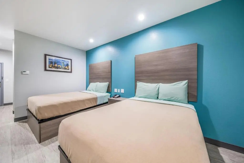 Standard Double room (full double bed)