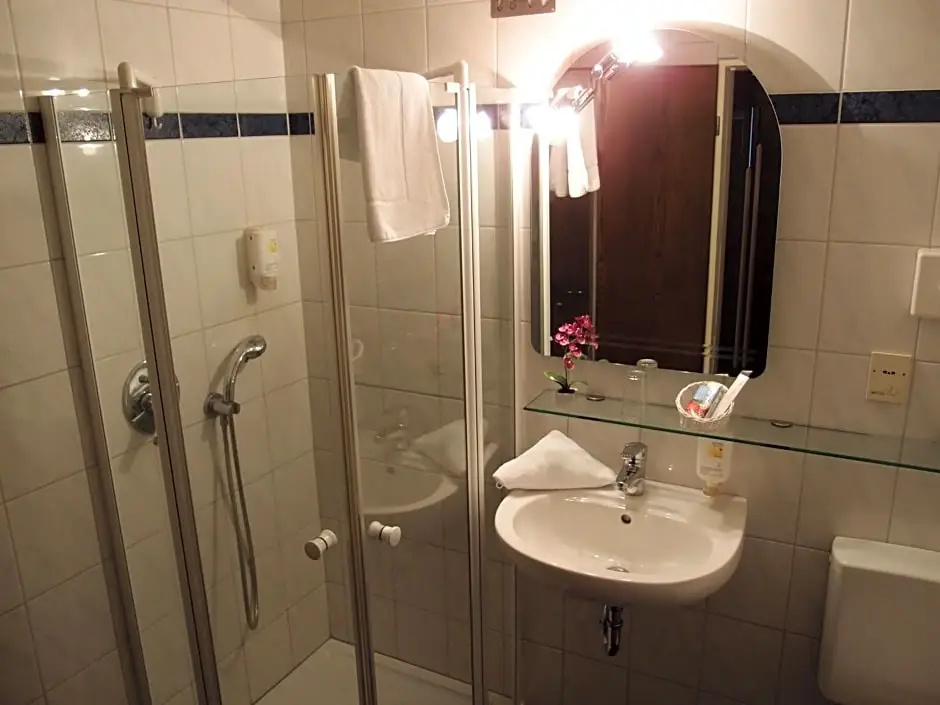 Hotel Adler - Chambres