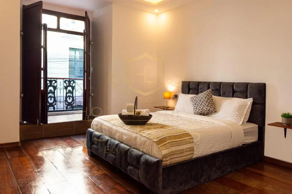 Suite with balcony