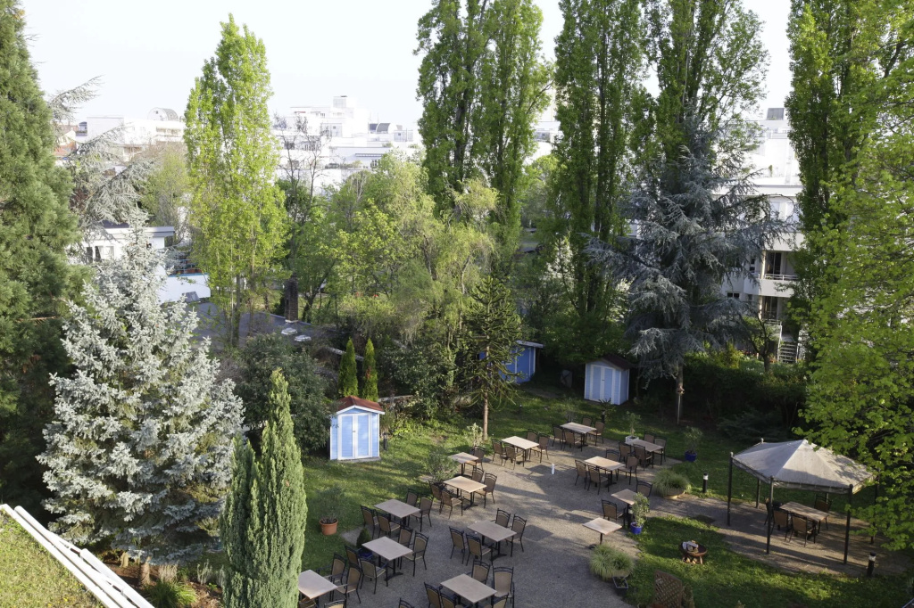 Hotel photo 16