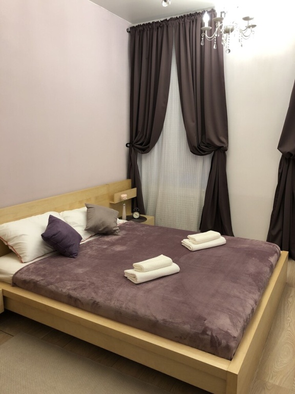 Carat Inn — 2