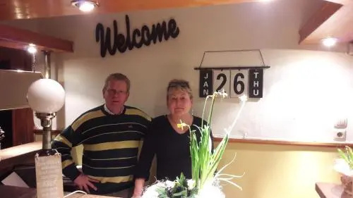 Lobby & Reception