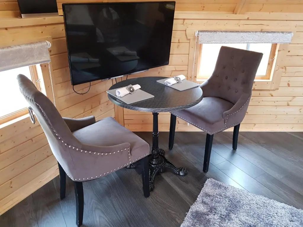 Unique Luxury Cabin