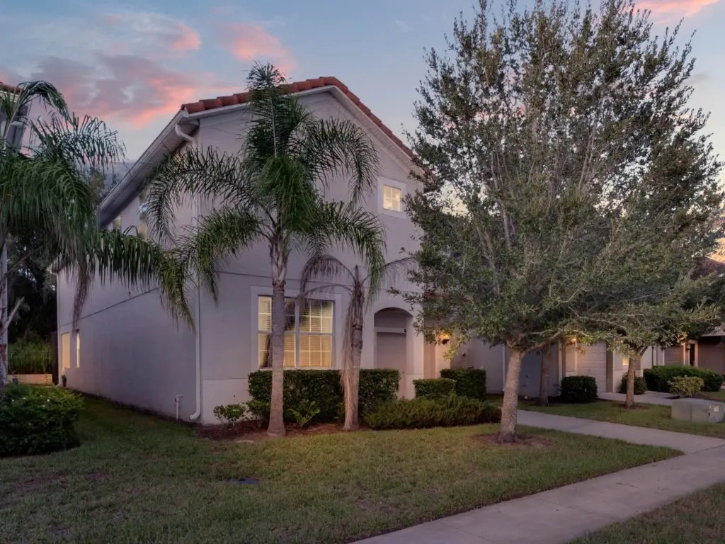 6 Bedrooms / 5 Bathrooms / Paradise Palms (8937 CP), Kissimmee, US