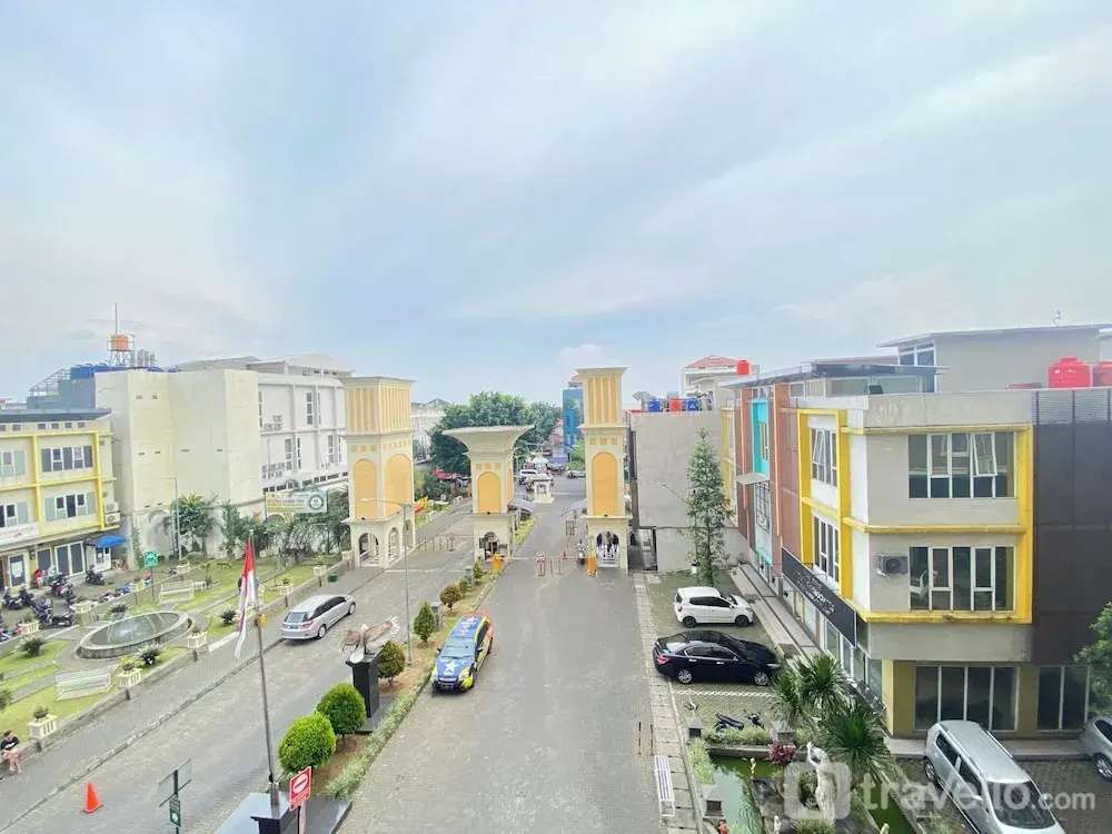 Spacious Studio Apartment At Gateway Ahmad Yani Cicadas