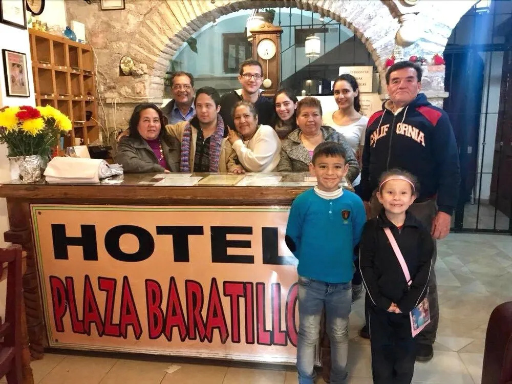 Hotel Plaza Baratillo - Général