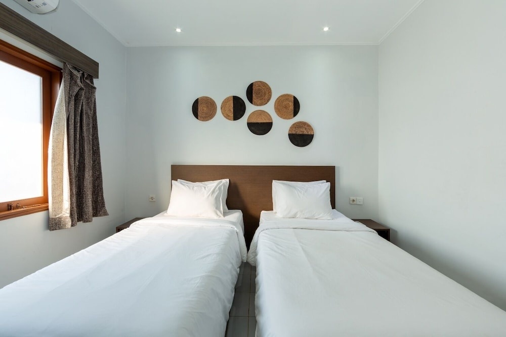 Отель Cove Matahari Guesthouse в Денпасаре