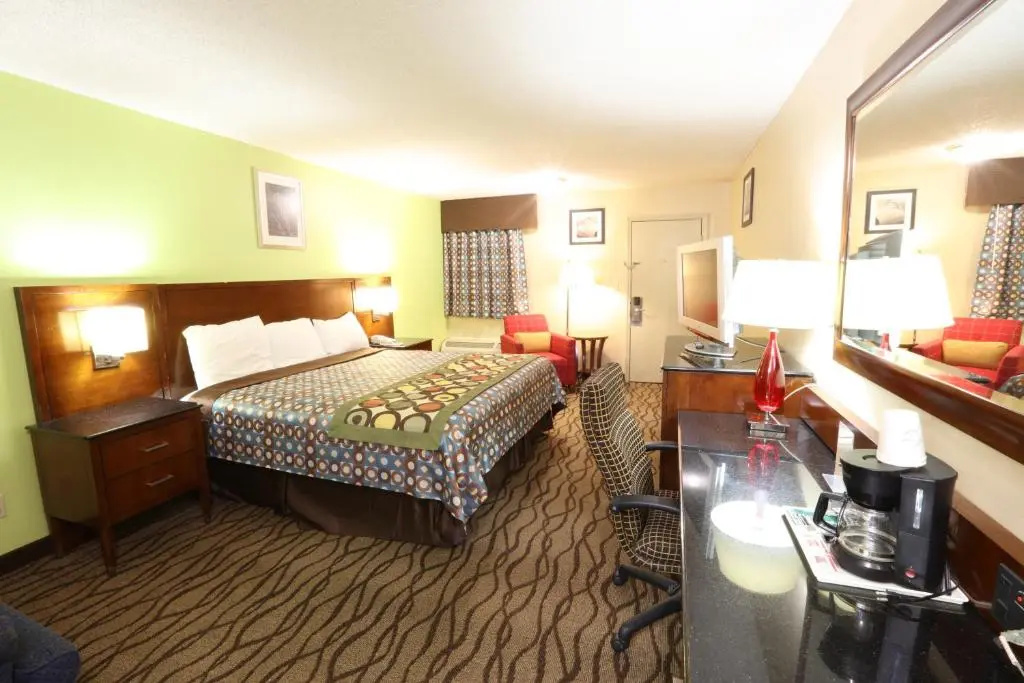 Standard Double room (full double bed)
