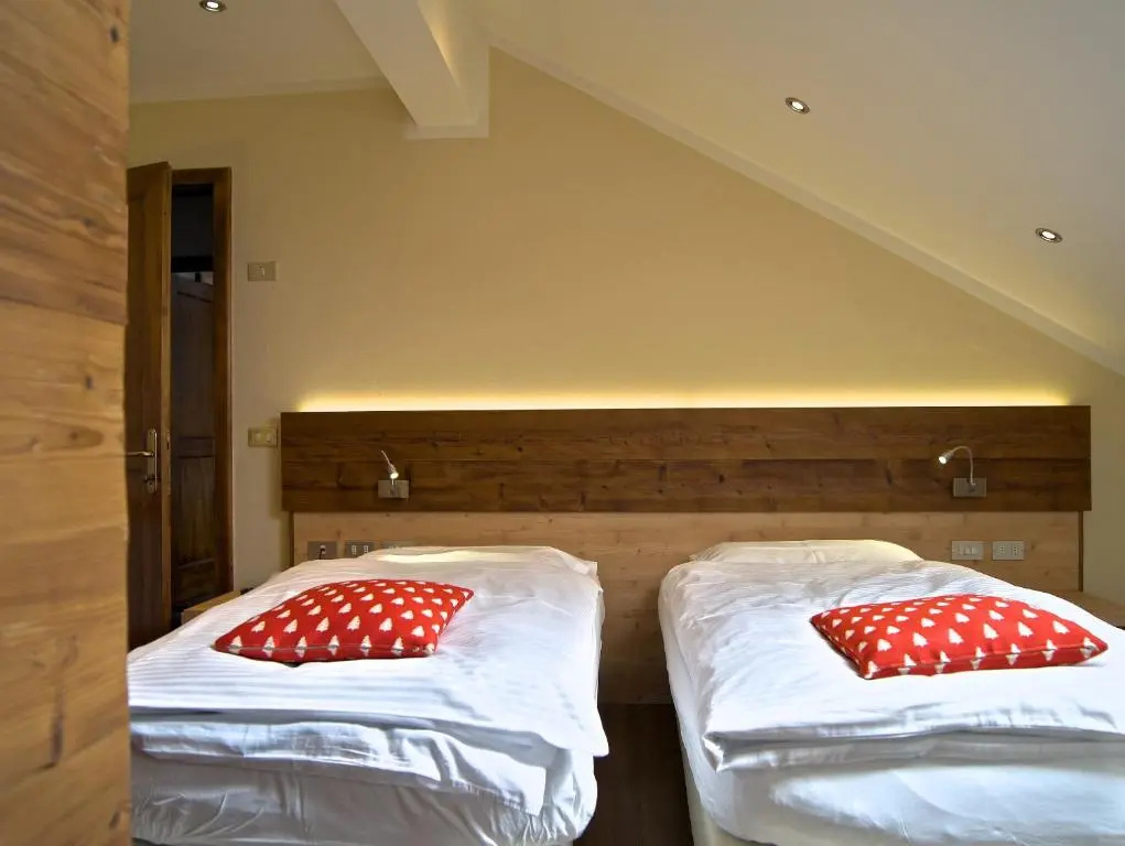 Economy room