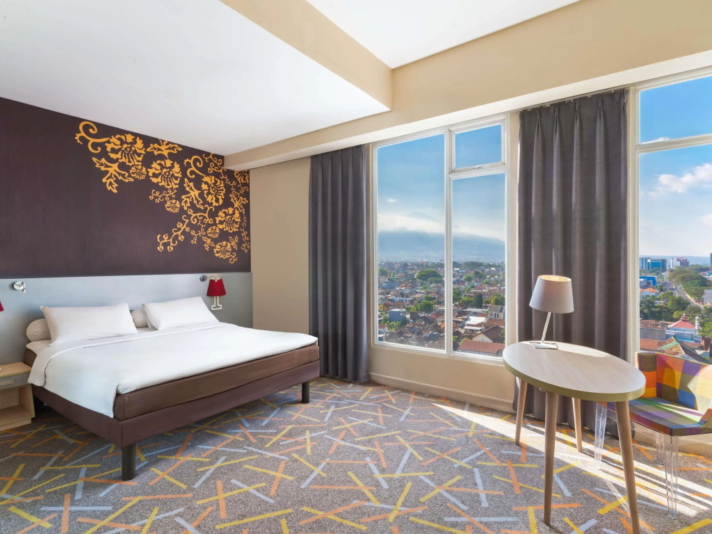 Ibis Styles Malang — 5