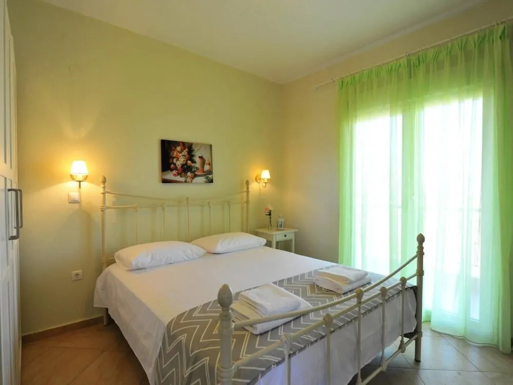 Fotinia Beach House 1st floor - Dionysiou Beac... - фото 8