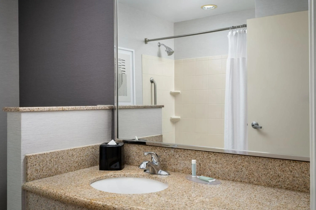 Courtyard by Marriott Kingston - Général