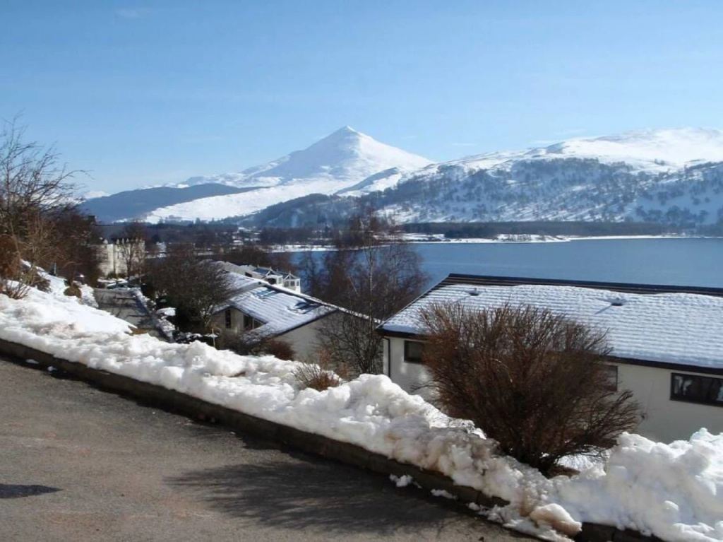 Loch Rannoch Pine Marten Lodge 3