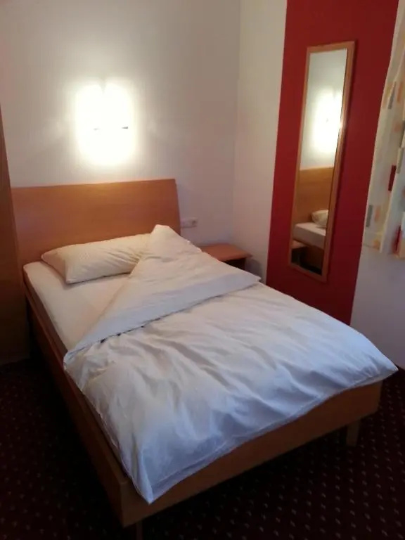 Gasthof Zur Post - Chambres
