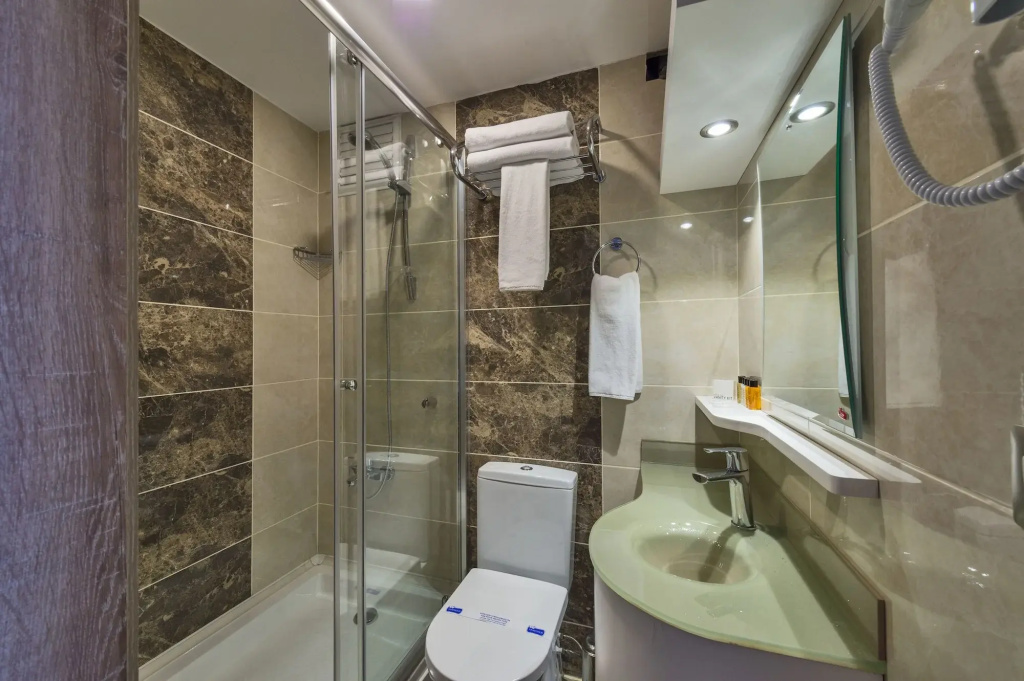 Hotel photo 13