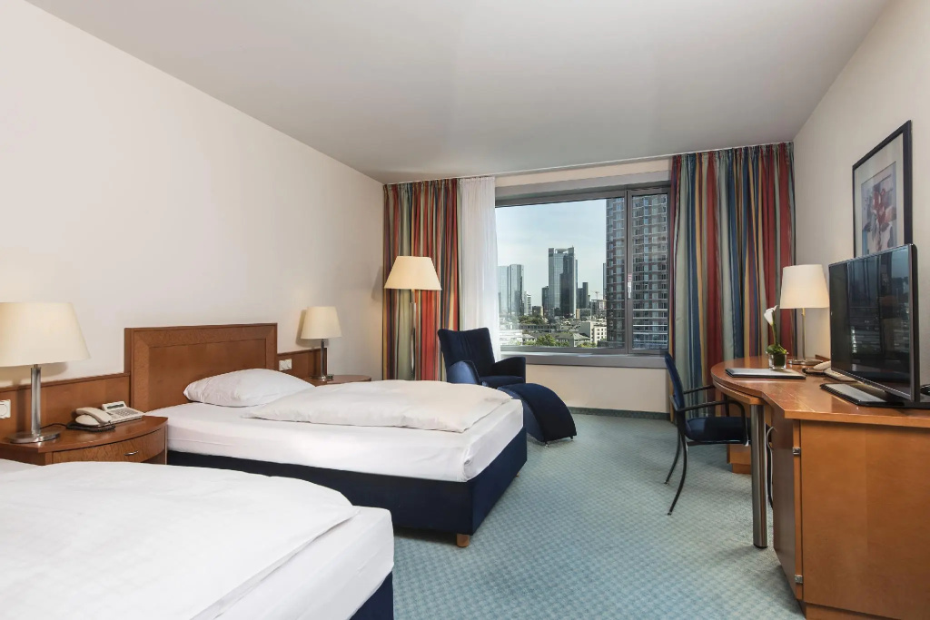 Maritim Hotel Frankfurt Room Type - Double or Twin CLASSIC DOUBLE BED