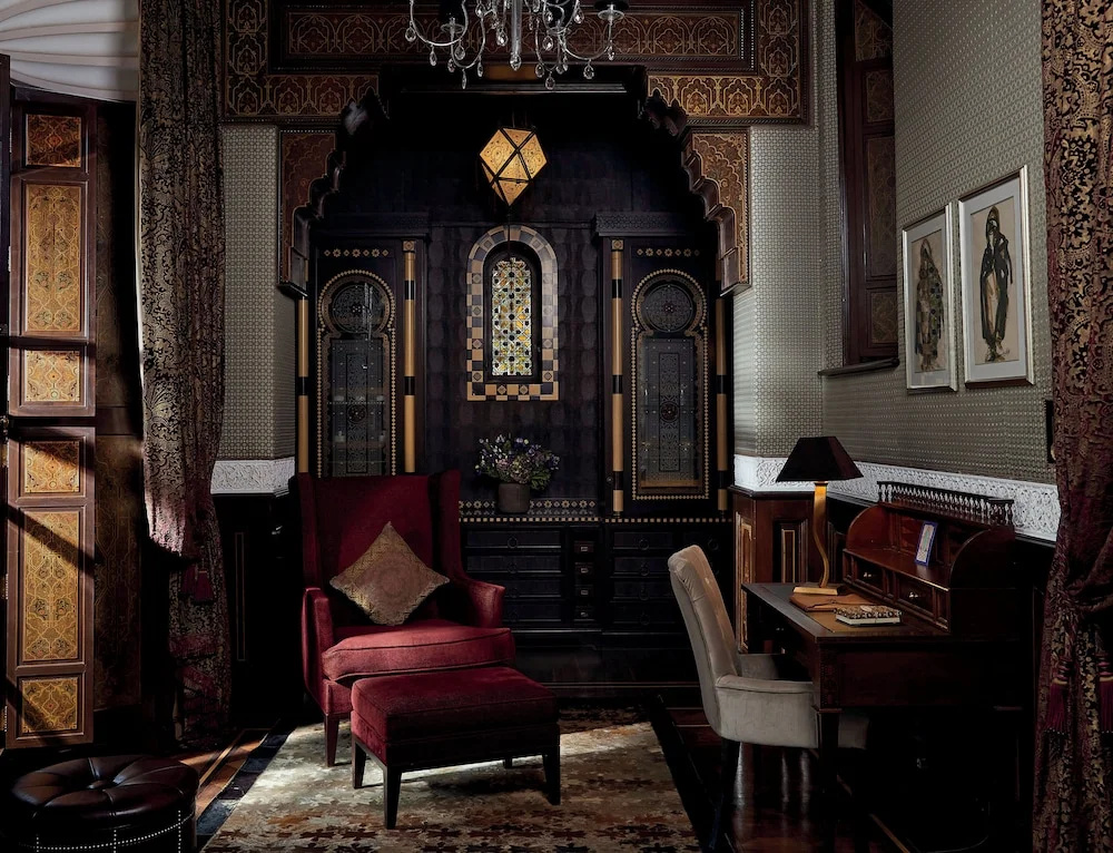Privilege riad