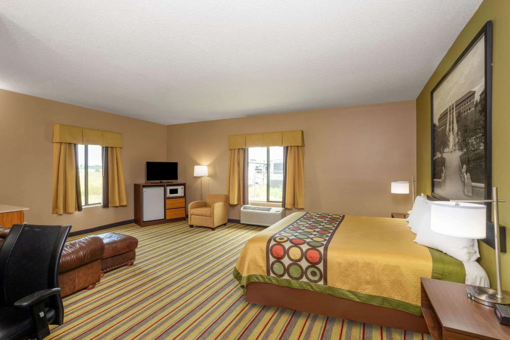 Hotel photo 12