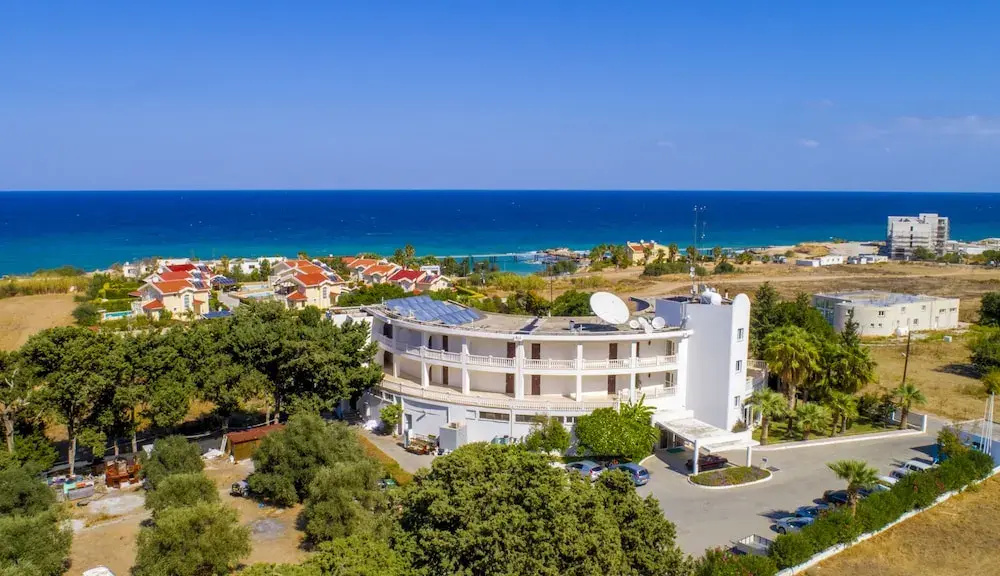 Beach & Waterfront