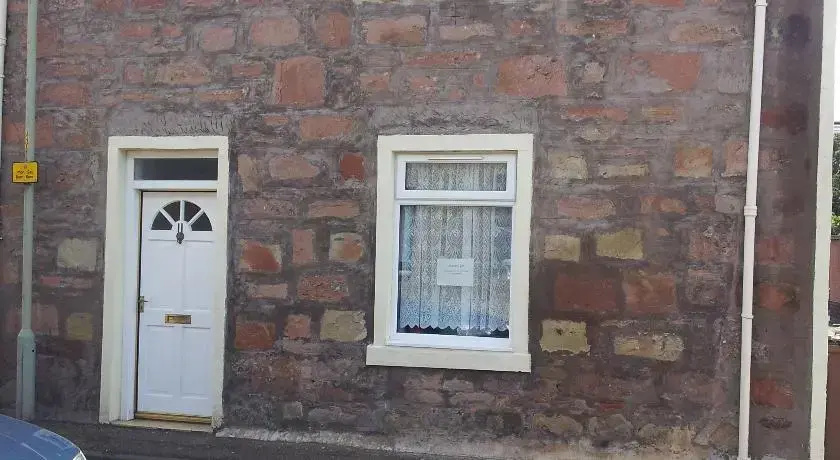 Queen Street Cottage