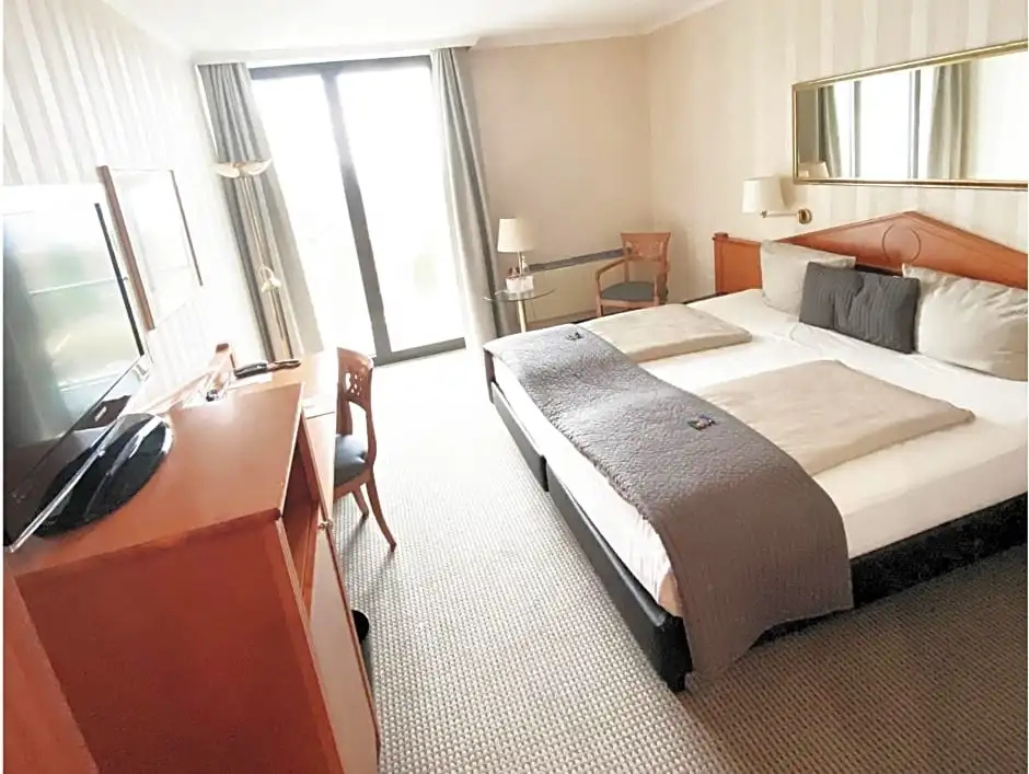Comfort room with balcony