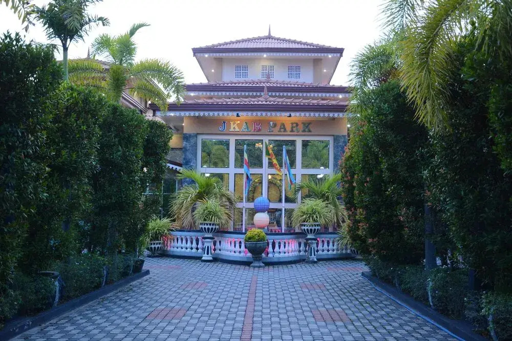 Capital O 229 Jkab Park Hotel