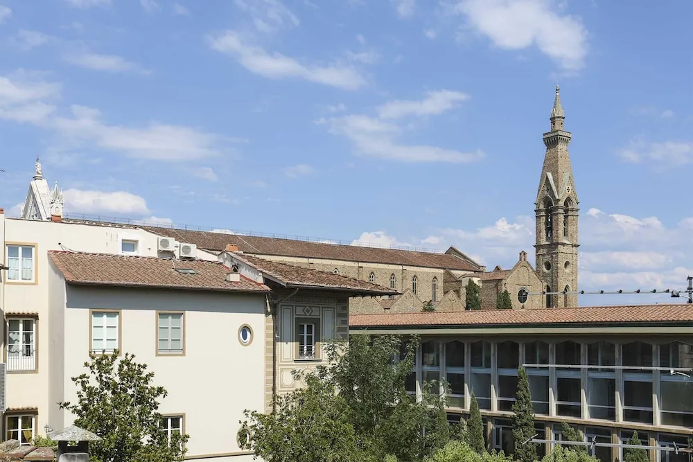 Luxury Apartment in Central Florence